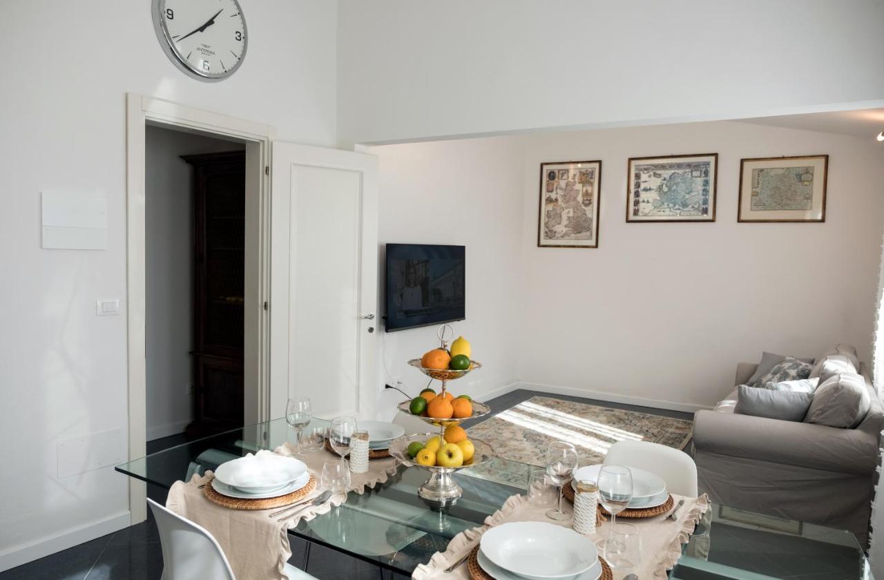 Artemisia Apartment Viareggio Exterior photo