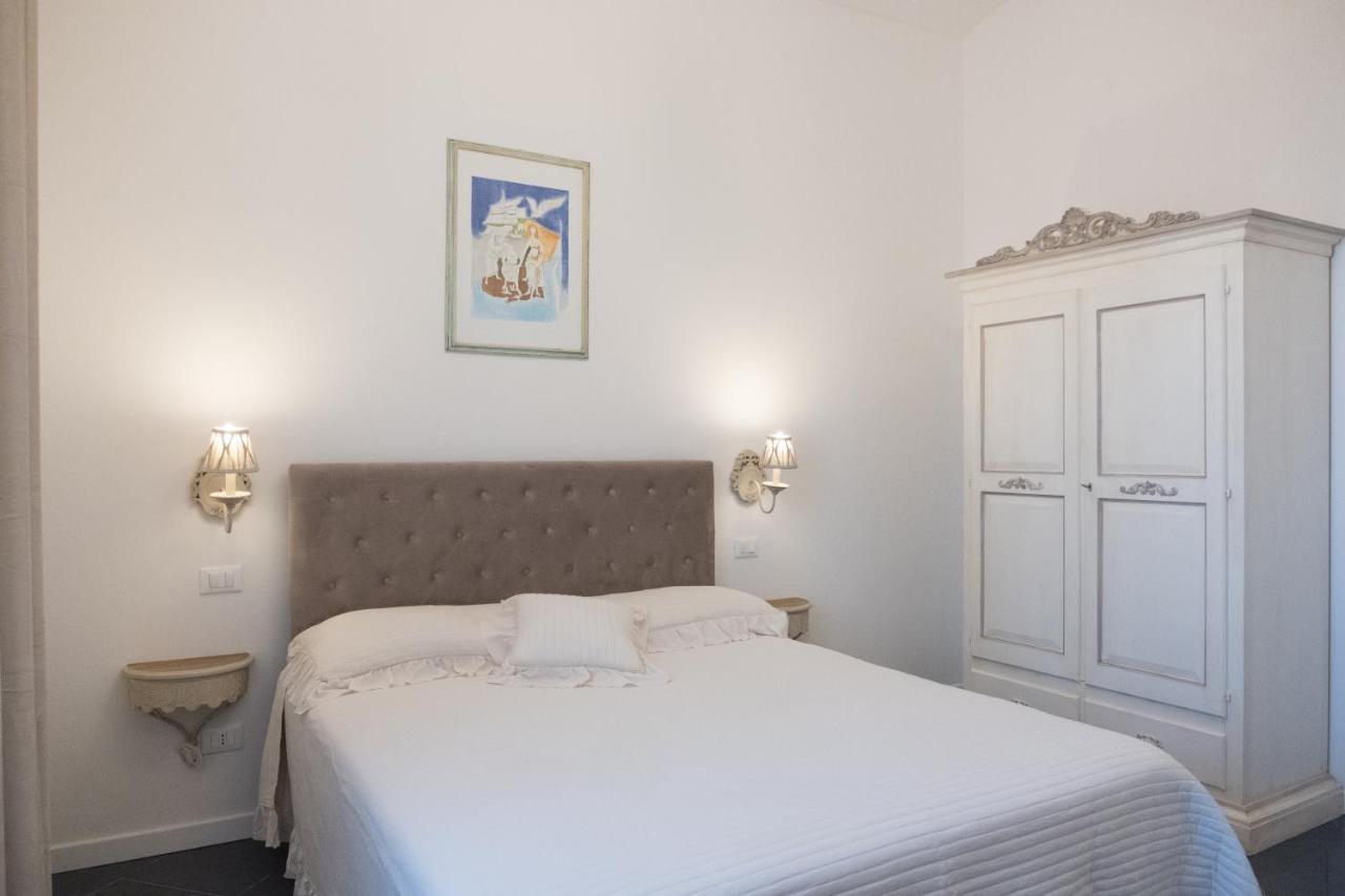 Artemisia Apartment Viareggio Exterior photo